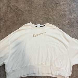 Nike Cream Crewneck Sweatshirt with slight crop